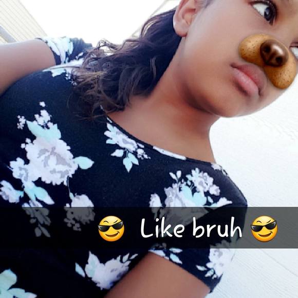 Meet your Posher, Anais - Picture 1 of 1